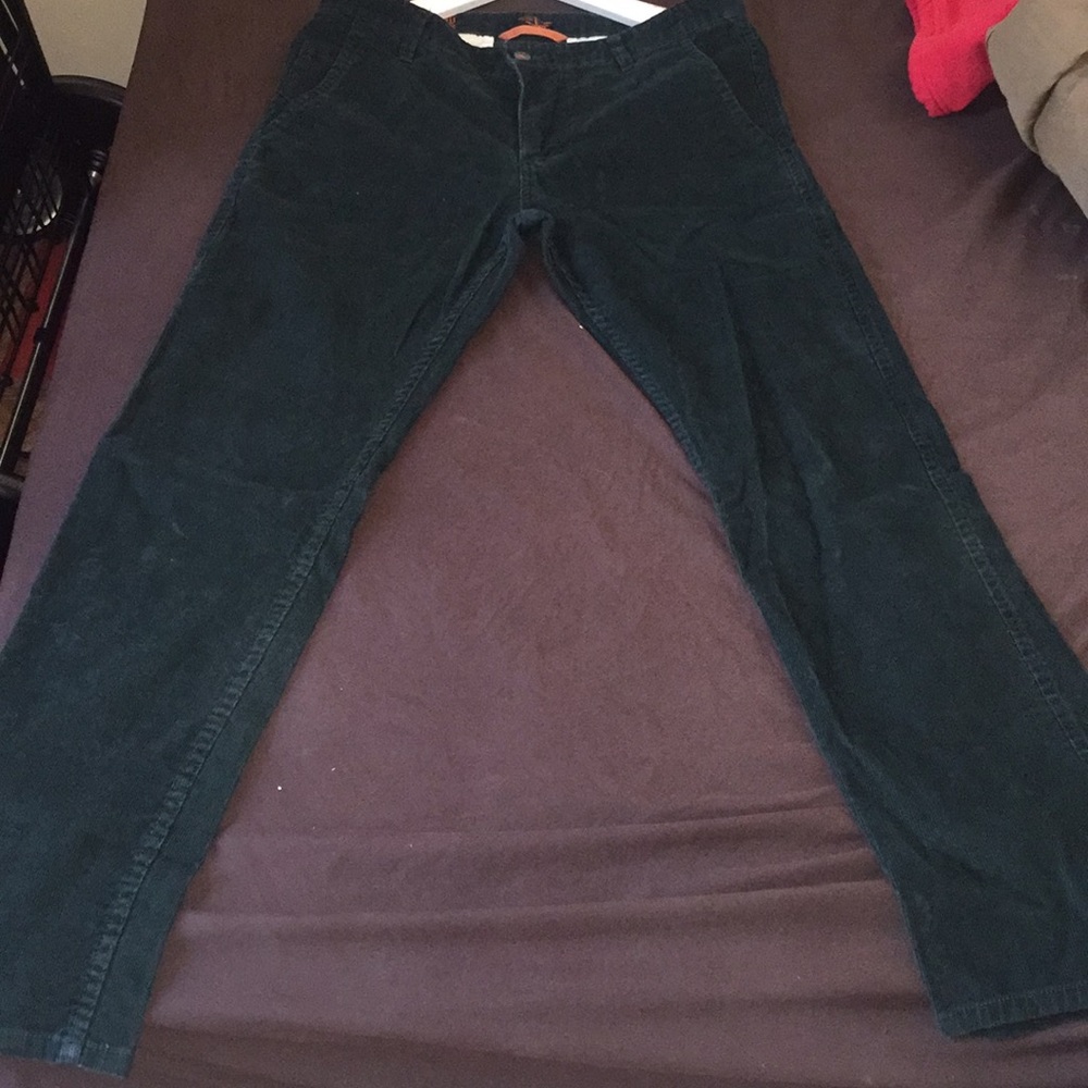 Dockers slim tapered corduroy pants sz 33/32  grn
